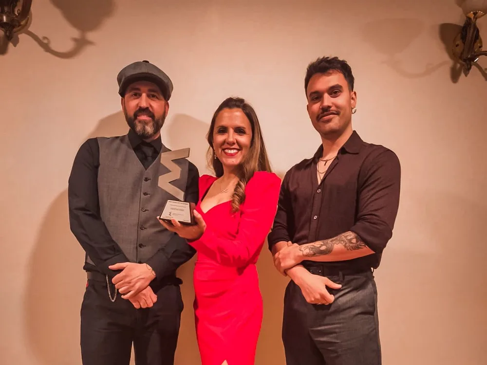 El equipo de ESAP con el trofeo del Premio Excelencia Educativa 2026 El equipo de ESAP con el trofeo del Premio Excelencia Educativa 2026