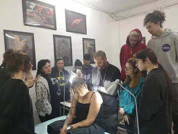Seminarios de Tatuaje de grandes artistas en el Máster Anual Seminarios de Tatuaje de grandes artistas en el Máster Anual