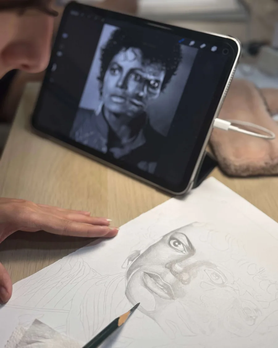 Clase de dibujo: retrato realista a lápiz en la escuela ESAP de Madrid