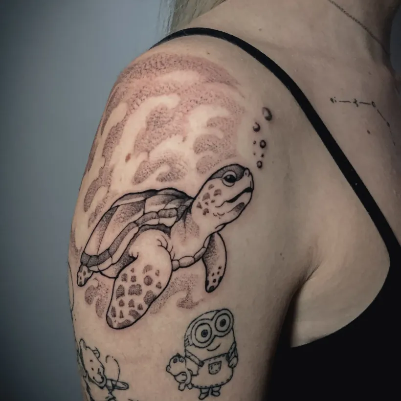 Tatuaje blackwork ilustrativo en ESAP Madrid Tatuaje blackwork ilustrativo en ESAP Madrid